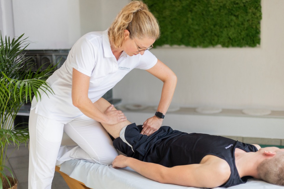 Bewegungsjuwel Schmerztherapie nach Liebscher Bracht Tamm